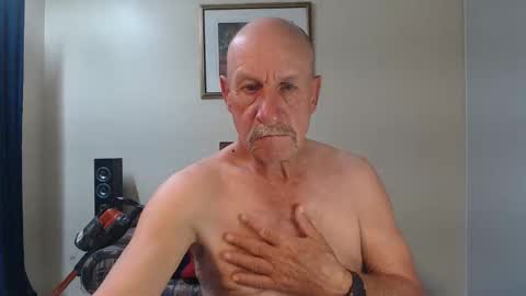 Snapshot of lovesblackazz chatting on September 12, 11:51 pm Lovesblackazz online show from September 12, 11:51 pm