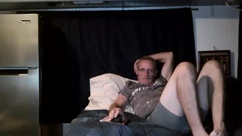 Snapshot of lovesex6565 chatting on October 7, 2:07 am just here to have fun and cum online show from October 7, 2:07 am