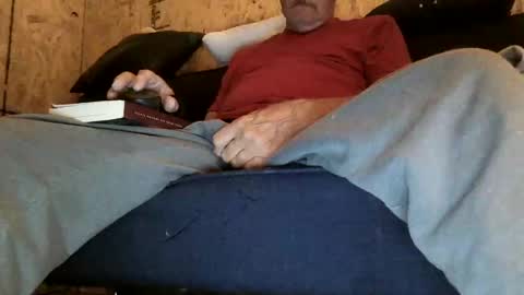 Snapshot of lovesex6565 chatting on October 28, 11:11 am just here to have fun and cum online show from October 28, 11:11 am