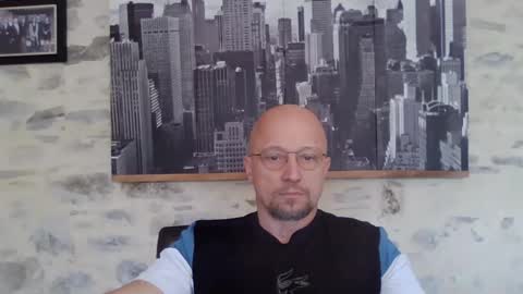 Espigle online show from April 20, 9:01 am