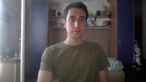 Snapshot of luca_f4 chatting on September 11, 9:32 am Luca online show from September 11, 9:32 am