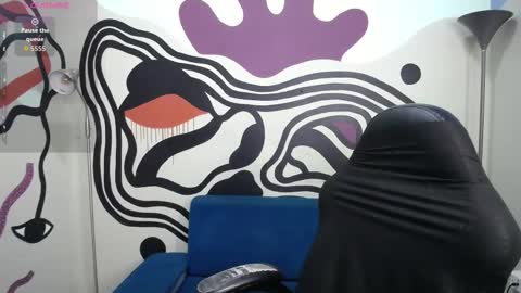 luca online show from November 18, 2:53 pm