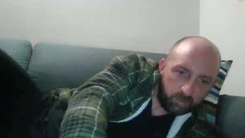 Snapshot of lucabeech88 chatting on October 20, 9:09 pm Luca online show from October 20, 9:09 pm