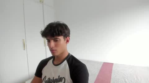 lucacosta19 online show from May 22, 7:42 pm