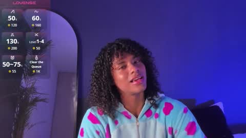   online show from October 6, 12:45 pm