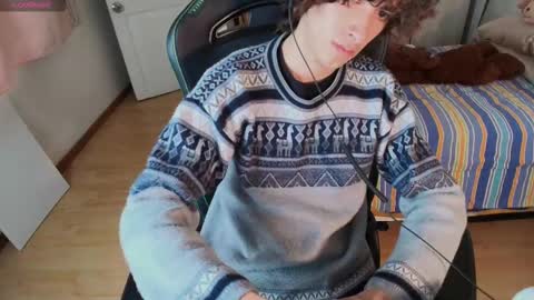 lucas_xo online show from March 12, 1:09 am