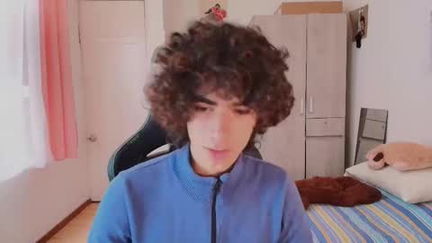 lucas_xo online show from March 24, 4:35 pm