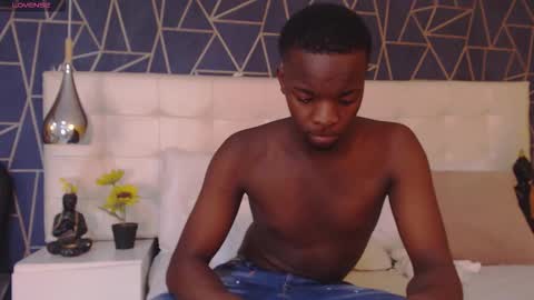 LUCAS online show from December 19, 2:34 pm