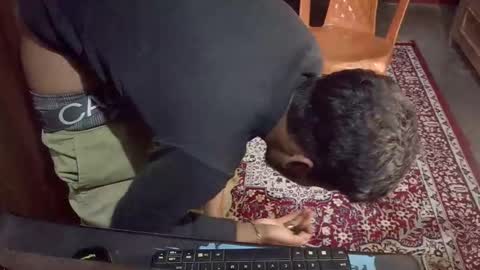 luci_ri online show from February 10, 2:09 pm