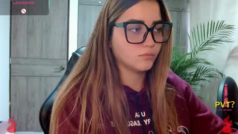 lucia star  online show from February 23, 1:02 pm