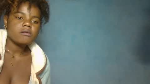Snapshot of luciana012 chatting on October 10, 8:03 pm luciana012 online show from October 10, 8:03 pm