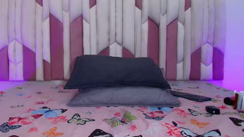 instagram luciana417  online show from October 26, 3:51 am