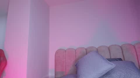 instagram luciana417  online show from November 22, 3:27 am