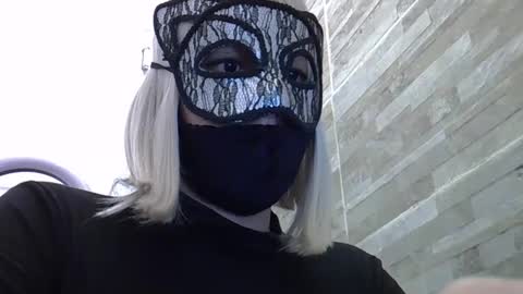 luciana_love22 online show from September 15, 8:43 pm