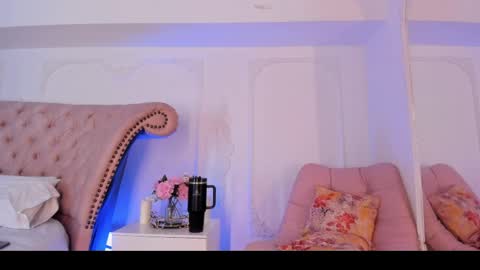 Luciana online show from April 16, 9:39 pm