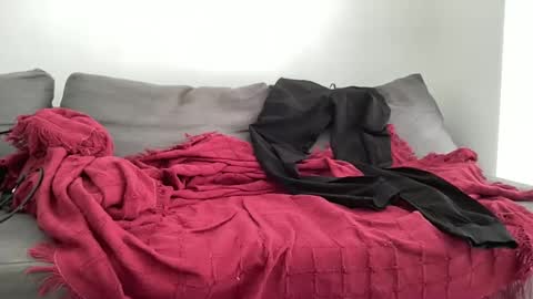 andreanen online show from February 5, 12:49 pm