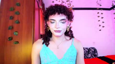 Lucy or Lucian 3 Come to my social Links3   online show from December 3, 4:35 am