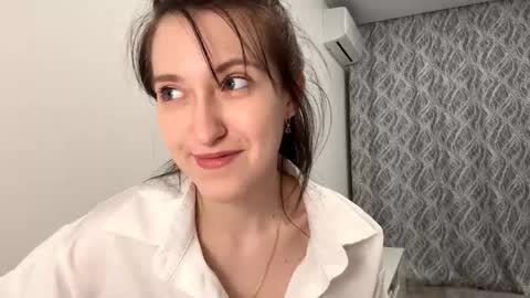 Mary online show from November 9, 8:55 pm