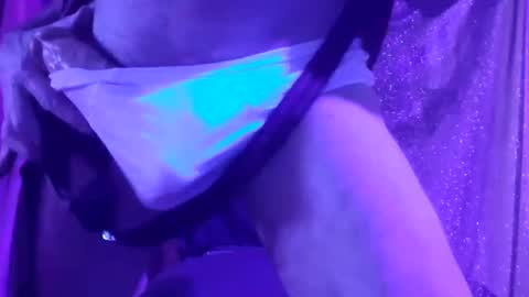 Lucky Eid Azy online show from December 8, 4:44 am