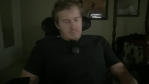 Snapshot of luckboy698 chatting on February 11, 4:46 pm luckboy698 online show from February 11, 4:46 pm