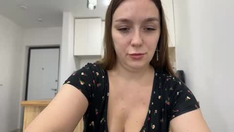 lucky_foryou_baby online show from December 17, 8:21 am