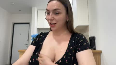 lucky_foryou_baby online show from June 20, 9:59 am