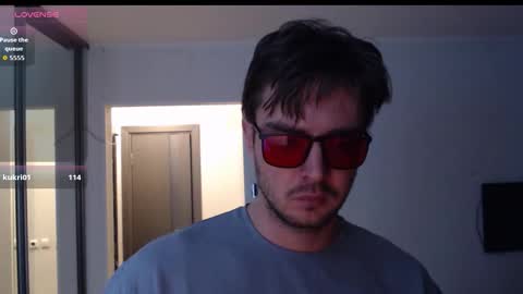 Iron Jhon online show from December 5, 7:33 pm