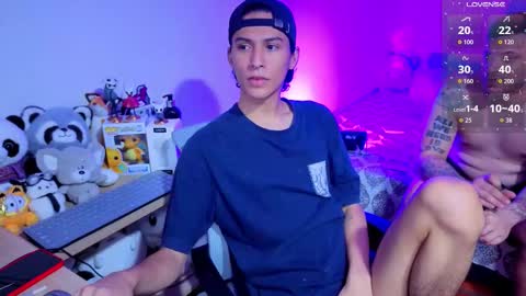 Snapshot of luclawthorne chatting on October 3, 3:15 am Lu Independent Model online show from October 3, 3:15 am