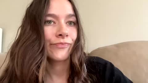 Lucy online show from February 13, 2:42 pm