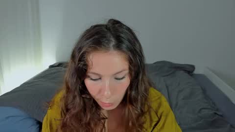 lucy__ray online show from May 30, 9:02 pm
