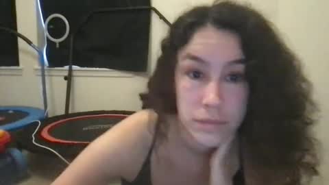 Lucy online show from March 26, 2:11 pm