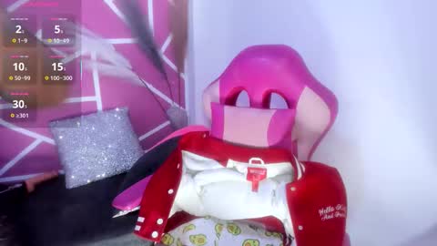 lucy_beatifull online show from December 17, 3:41 pm