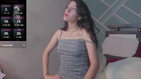 Lucy Herrera online show from November 18, 1:41 am