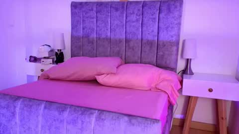 lucy online show from March 21, 4:29 am