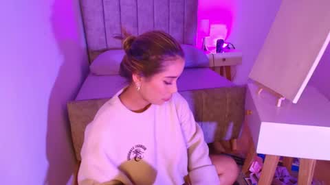 lucy online show from April 3, 3:46 am