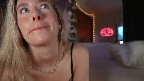 Lucy. online show from April 14, 2:15 am