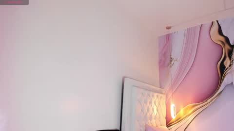 Lucy online show from February 24, 12:08 pm