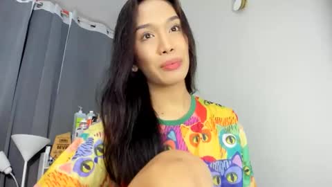 lucy_shane online show from November 25, 8:57 am