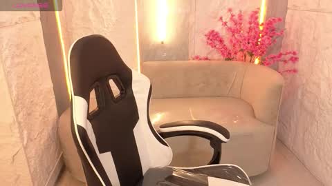 Online 2200 to 600 online show from October 8, 3:24 am