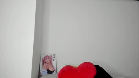 lucyportman online show from March 14, 9:57 am