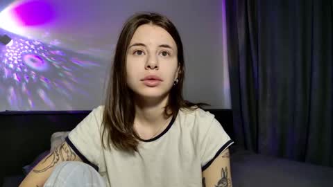 Lucy online show from November 24, 4:00 am