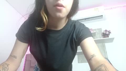 Snapshot of lucyy_start chatting on February 9, 11:58 am LUCY online show from February 9, 11:58 am