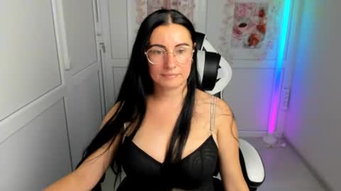 Lucy online show from July 28, 2:13 pm