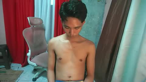 lui_the_fucker online show from February 24, 7:33 am