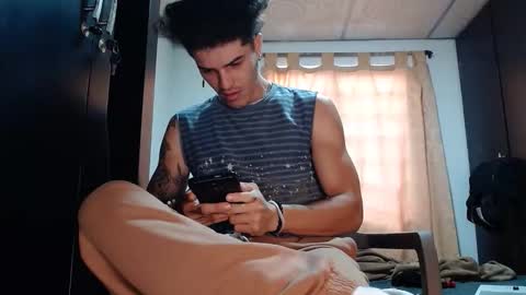 Luis AS online show from February 17, 12:37 pm