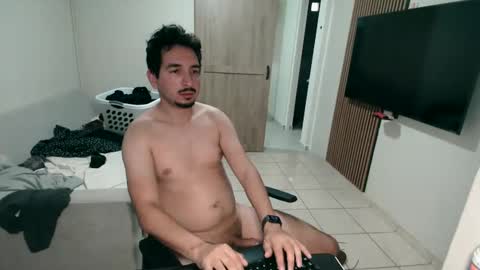 luis_flr online show from September 18, 1:48 pm