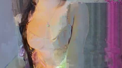 Lu  online show from April 18, 1:46 pm