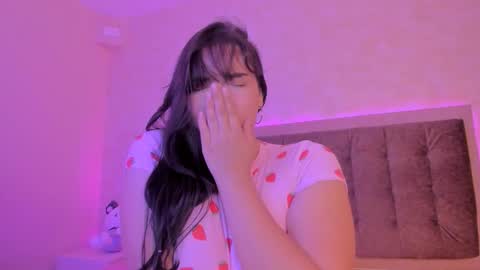 Snapshot of luisagiraldo_ chatting on September 14, 1:12 pm Luisa Giraldo online show from September 14, 1:12 pm