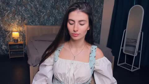 Luisa online show from October 16, 7:30 am