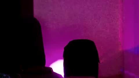 luk_me online show from March 23, 9:09 pm